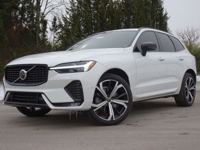 Used 2022 Volvo XC60 B6 R-Design w/ Advanced Package