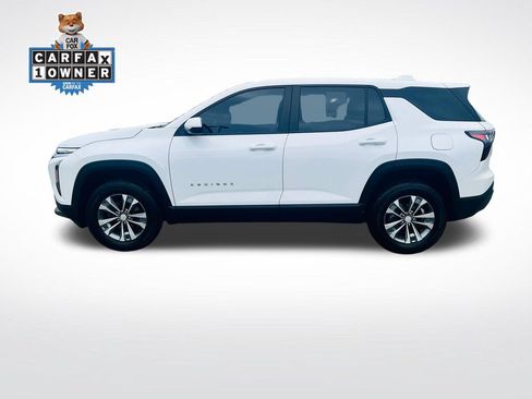 Used 2025 Chevrolet Equinox LT FWD image 2