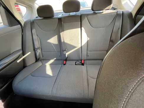 Used 2025 Kia K4 LXS image 34