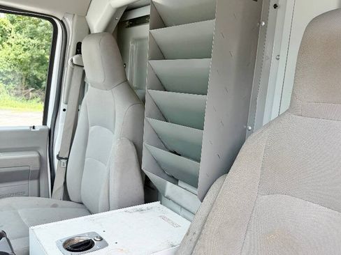 Used 2021 Ford E-350 and Econoline 350 Super Duty w/ Power Windows & Locks Group RWD image 11