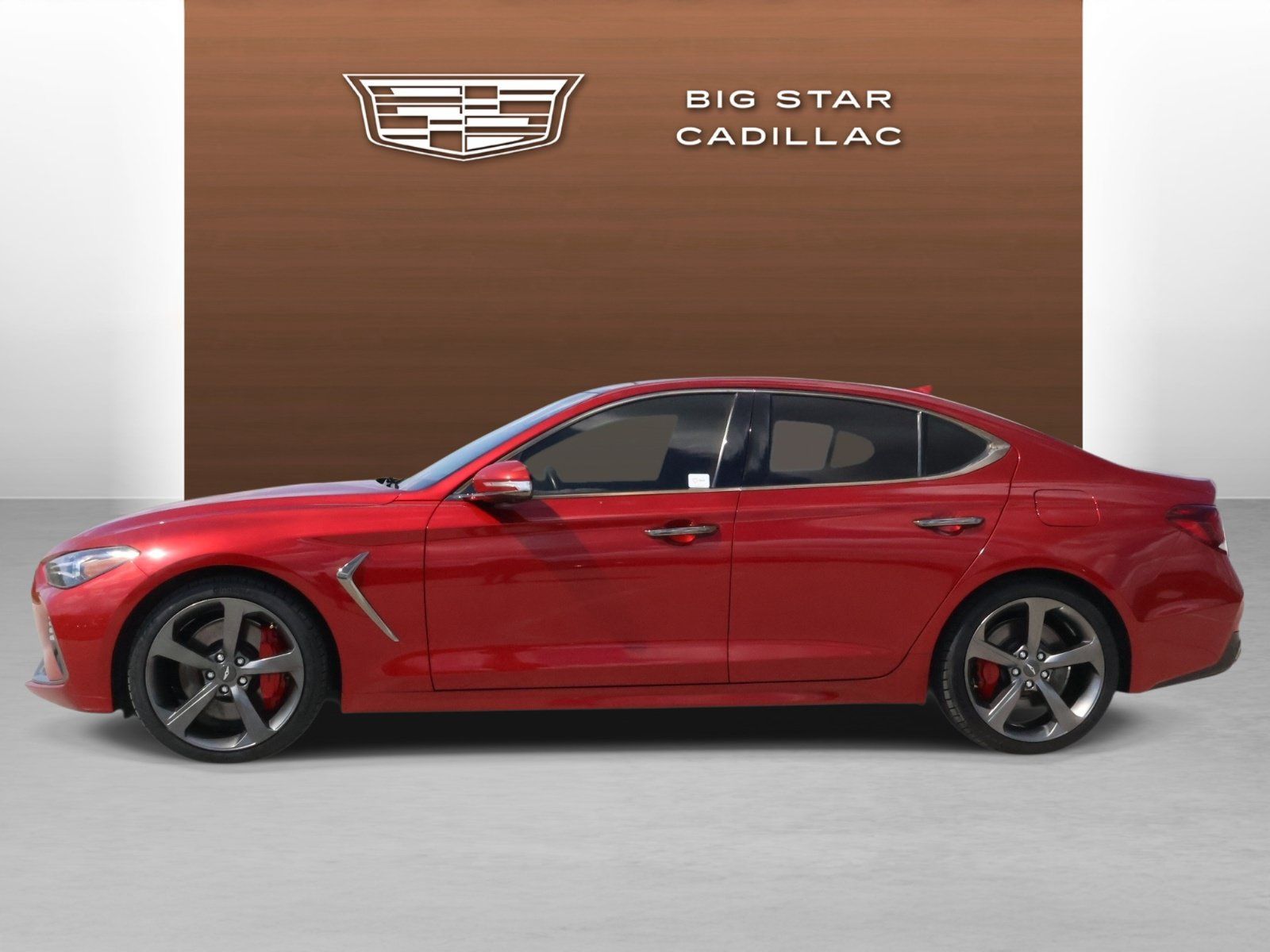 Used 2020 Genesis G70 3.3T w/ Sport Package RWD image 2