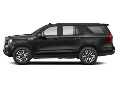 Used 2024 GMC Yukon AT4 w/ Technology Package AWD/4WD image 4