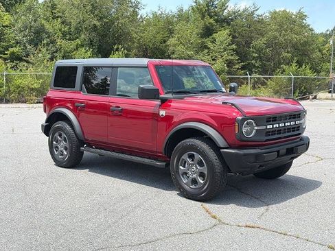 Certified 2026 Ford Bronco Big Bend AWD/4WD image 1