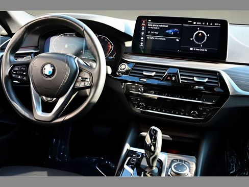 Used 2022 BMW 540i xDrive w/ Executive Package AWD/4WD image 19