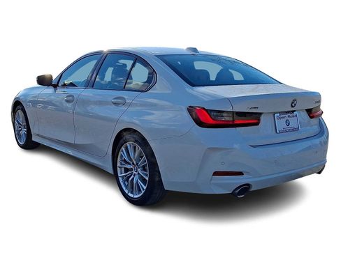 Used 2023 BMW 330i xDrive Sedan w/ Convenience Package image 4