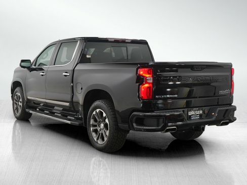 Used 2023 Chevrolet Silverado 1500 High Country image 3