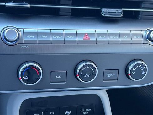 New 2026 Hyundai Kona SE image 20