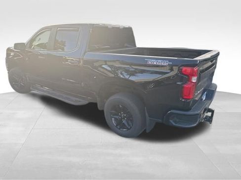Used 2021 Chevrolet Silverado 1500 Custom Trail Boss AWD/4WD image 5
