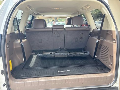 Used 2016 Lexus GX 460 w/ Premium Package AWD/4WD image 21