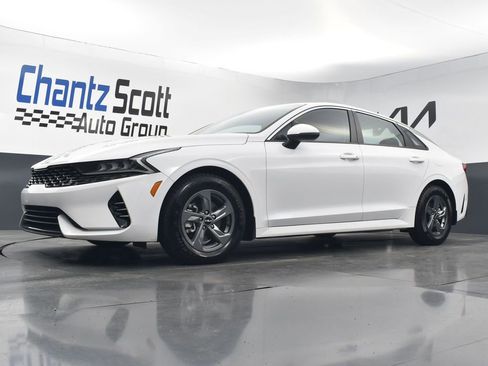 Used 2023 Kia K5 LXS image 26