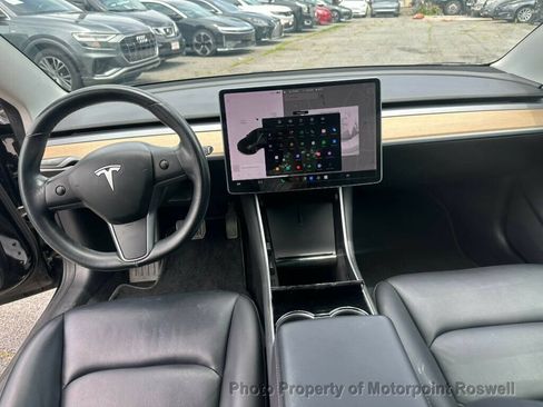 Used 2018 Tesla Model 3 Long Range AWD/4WD image 18