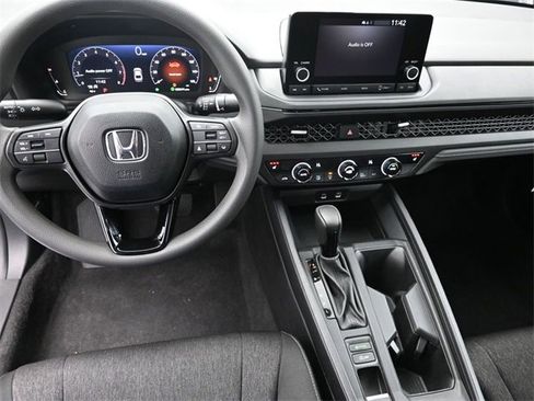 Used 2024 Honda Accord EX image 17