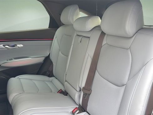 New 2026 Genesis GV70 2.5T Advanced image 10