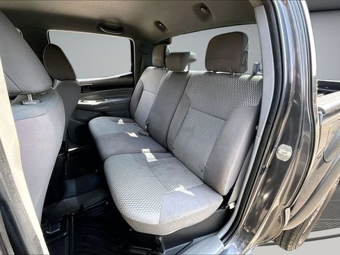 Used 2013 Toyota Tacoma 4x4 Double Cab image 22
