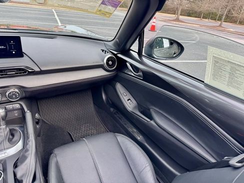 Used 2024 MAZDA MX-5 Miata Grand Touring w/ Weather Package image 26