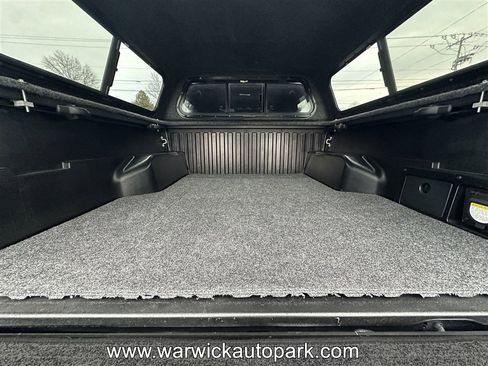 Used 2019 Toyota Tacoma TRD Sport image 13