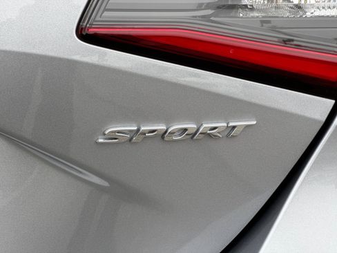 Used 2023 Honda Civic Sport image 25