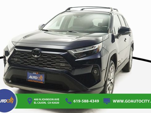 Used 2022 Toyota RAV4 Limited FWD image 1
