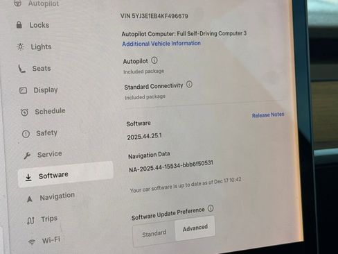 Used 2019 Tesla Model 3 Performance image 17
