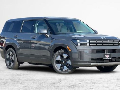 New 2026 Hyundai Santa Fe SE image 2