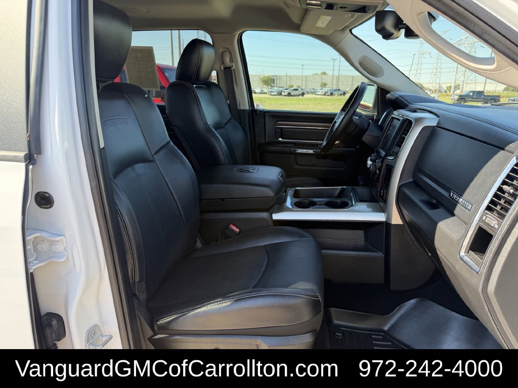 Used 2018 RAM 1500 Laramie w/ Convenience Group AWD/4WD image 30