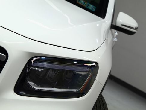 Certified 2025 Mercedes-Benz GLB 250 4MATIC image 7