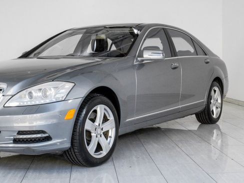 Used 2013 Mercedes-Benz S 550 4MATIC image 78