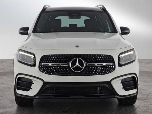 Certified 2025 Mercedes-Benz GLB 250 image 9
