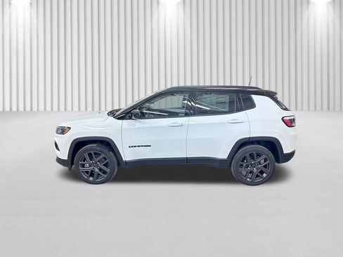 New 2026 Jeep Compass Limited image 8