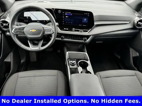 Used 2026 Chevrolet Equinox LT FWD image 12