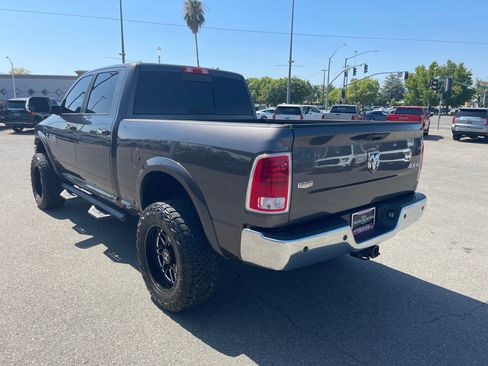 Used 2015 RAM 2500 Laramie w/ Convenience Group AWD/4WD image 6