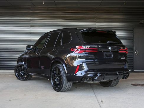 Used 2025 BMW X5 M Competition w/ Executive Package image 3