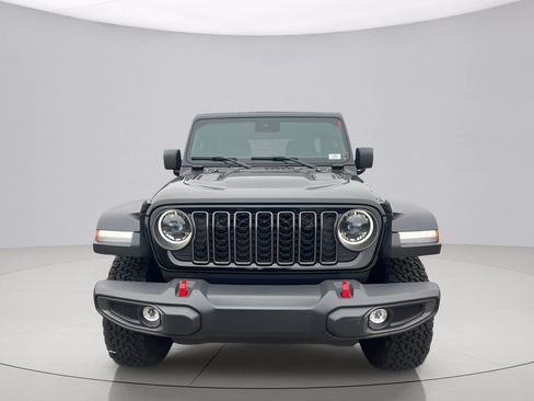 Used 2024 Jeep Wrangler Unlimited Rubicon AWD/4WD image 8