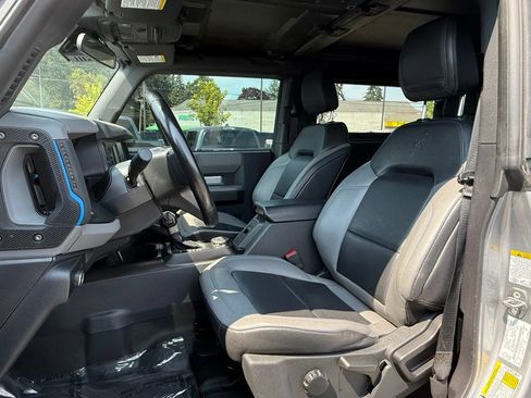 Used 2022 Ford Bronco Black Diamond AWD/4WD image 24