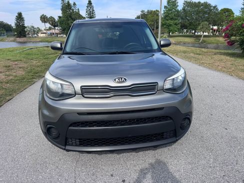 Used 2018 Kia Soul w/ Convenience Package FWD image 7