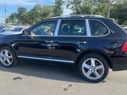 Used 2006 Porsche Cayenne AWD/4WD image 12