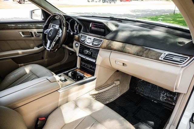 Used 2015 Mercedes-Benz E 350 4MATIC Wagon image 25