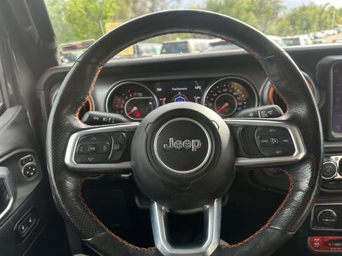 Used 2020 Jeep Gladiator Mojave AWD/4WD image 15