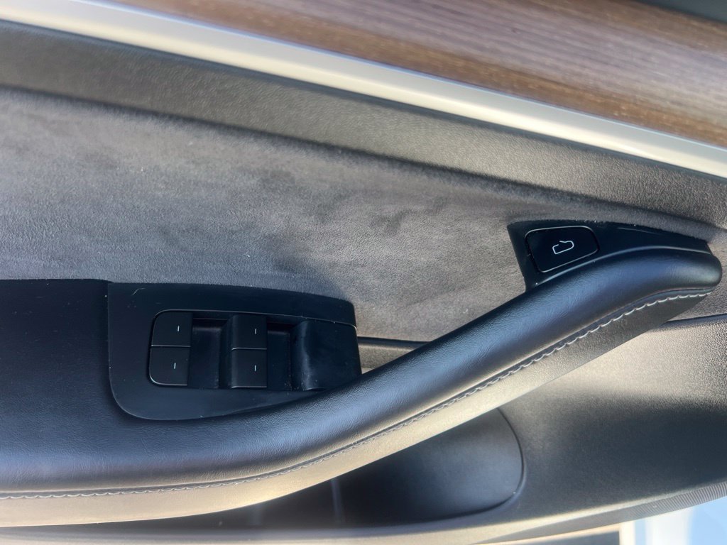 Used 2023 Tesla Model 3 Standard Range RWD image 23