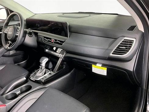 Certified 2026 Kia Seltos EX w/ EX Sunroof Package image 26