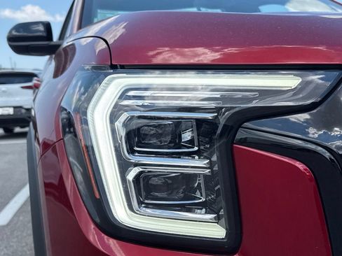 New 2027 GMC Terrain Elevation w/ Elevation Premium Package FWD image 12