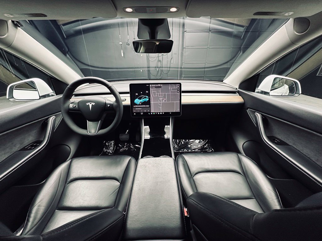 Used 2021 Tesla Model Y Long Range AWD/4WD image 26