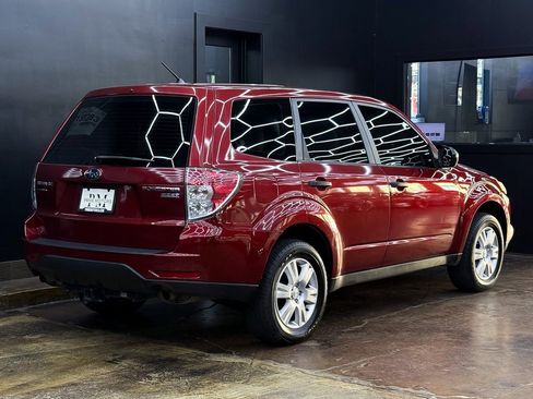 Used 2010 Subaru Forester 2.5X image 9