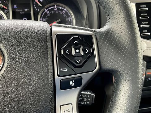 Used 2024 Toyota 4Runner TRD Sport image 24