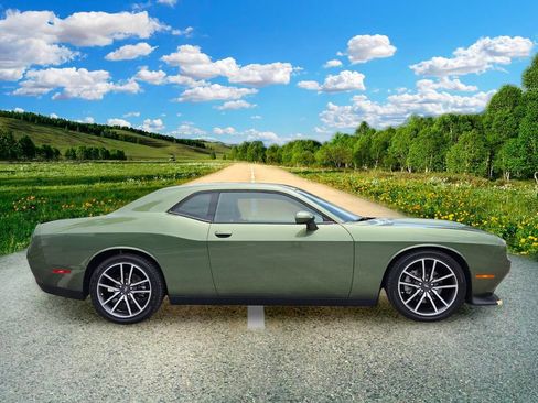 Certified 2023 Dodge Challenger GT w/ Plus Package RWD image 7