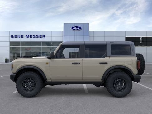 New 2026 Ford Bronco Badlands AWD/4WD image 25