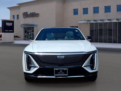 Certified 2024 Cadillac Lyriq Luxury w/ LPO, Floor Liner Package AWD/4WD image 2