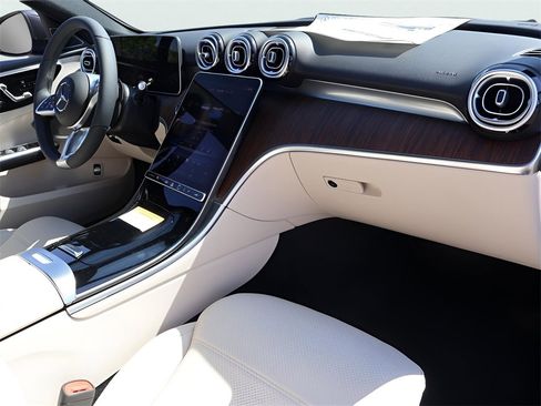 New 2025 Mercedes-Benz C 300 4MATIC Sedan image 10