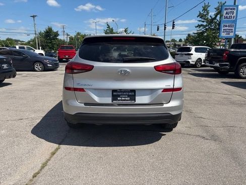 Used 2021 Hyundai Tucson SE w/ Winter Weather Package AWD/4WD image 5