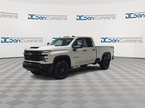 New 2026 Chevrolet Silverado 2500 Custom w/ Custom Value Package image 4